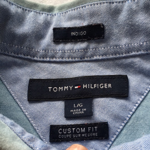 Tommy Hilfiger Indigo Custom Fit Button Down Size Large - Picture 6 of 10